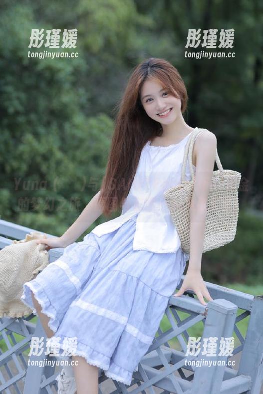 Yuna (윤아)与[SAINTPhotolife]黄金的梦幻之旅，原图与套图一起为你呈现！